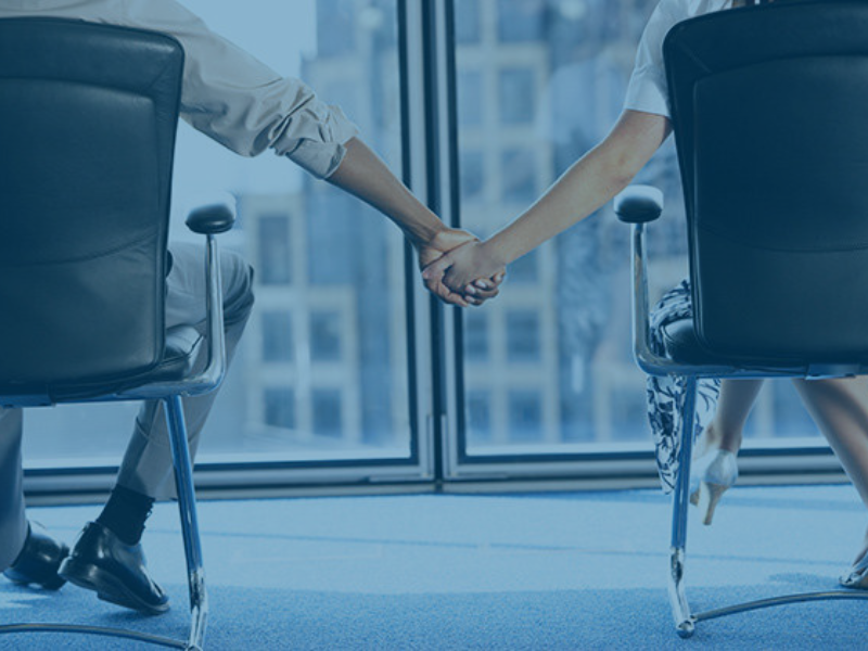 چرا در محل کار یا دانشگاه عاشق می‌شویم؟